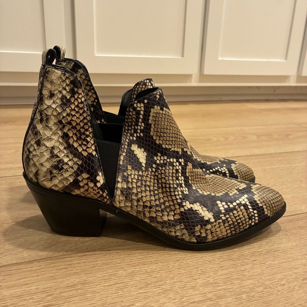Sigerson Morrison Women’s Tabitha Ankle Boots Snakeskin Leather Size 9